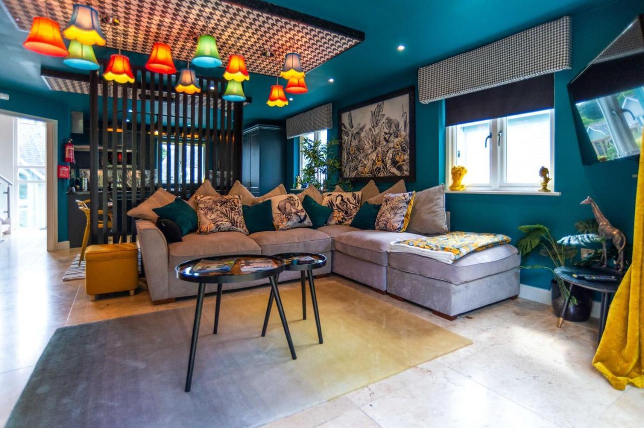 Luxurious Cosy And Contemporary 4 Bedroom - Trewhiddle V3