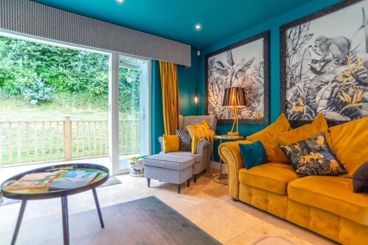 Luxurious Cosy And Contemporary 4 Bedroom - Trewhiddle V3 Holiday home *