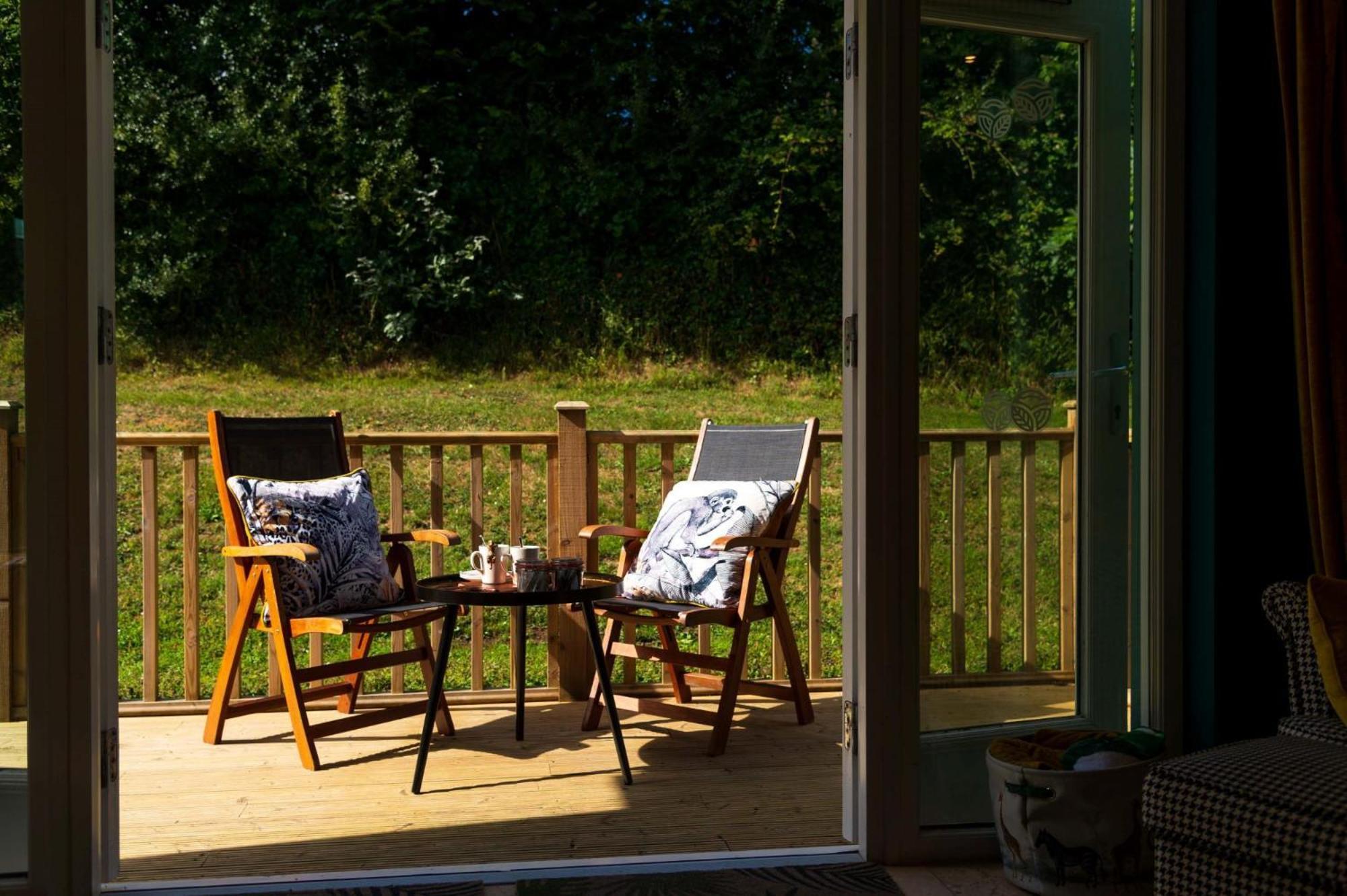 Luxurious Cosy And Contemporary 4 Bedroom - Trewhiddle V3 *